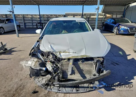 2019 Hyundai Elantra Sel z USA, uszkodzony, nr VIN 5NPD84LF0KH432708
